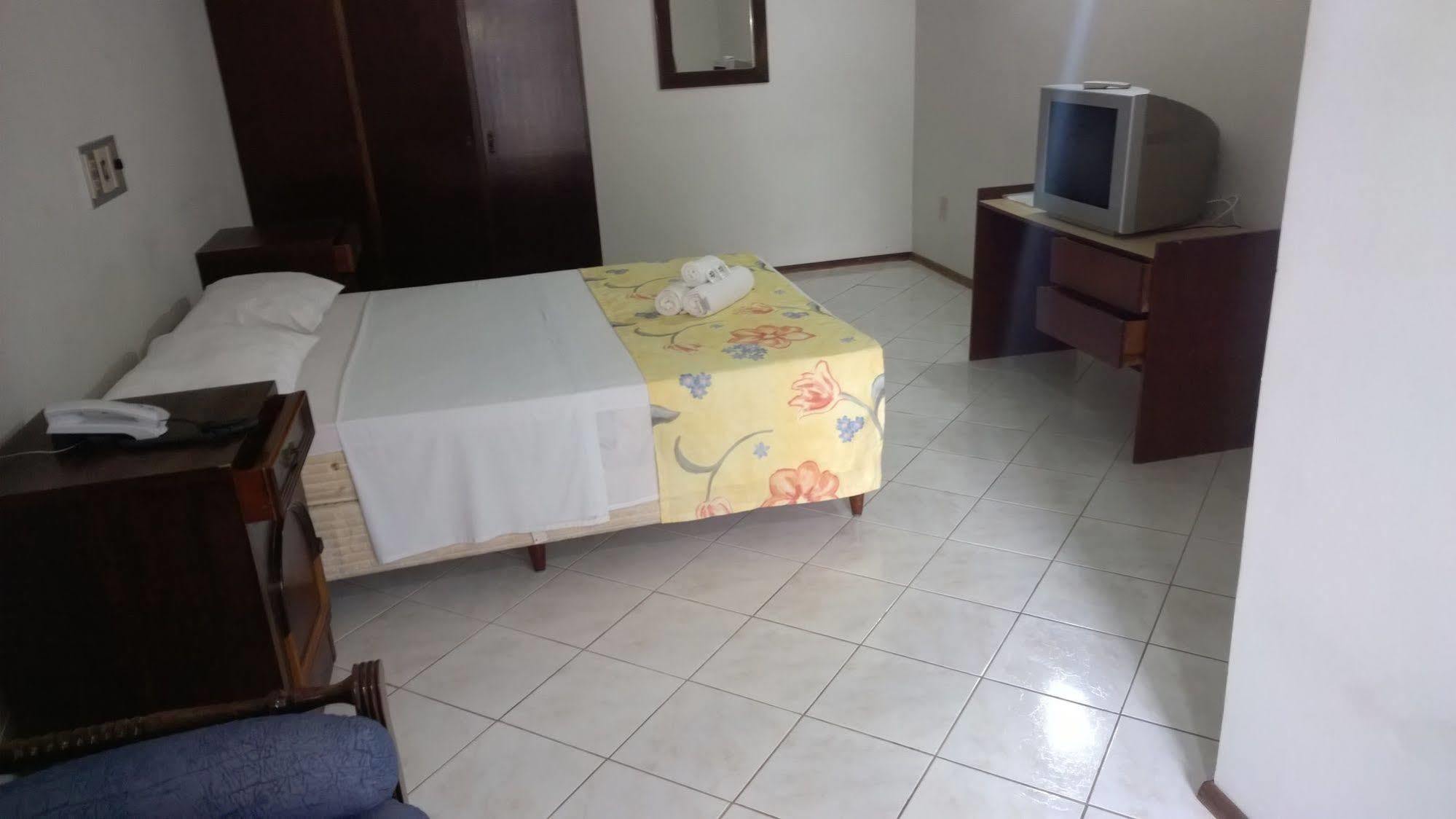 Hotel Picarras Penha  Esterno foto